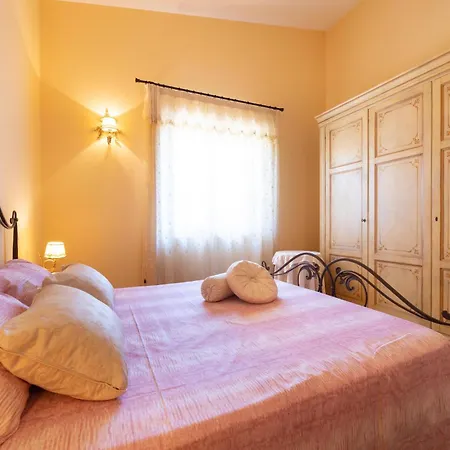 Esmeralda Villa *