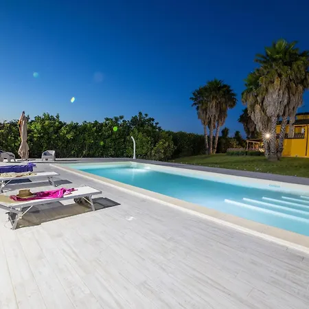 Esmeralda Villa *