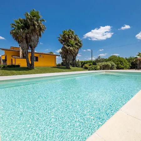 Esmeralda * Taviano (Lecce)